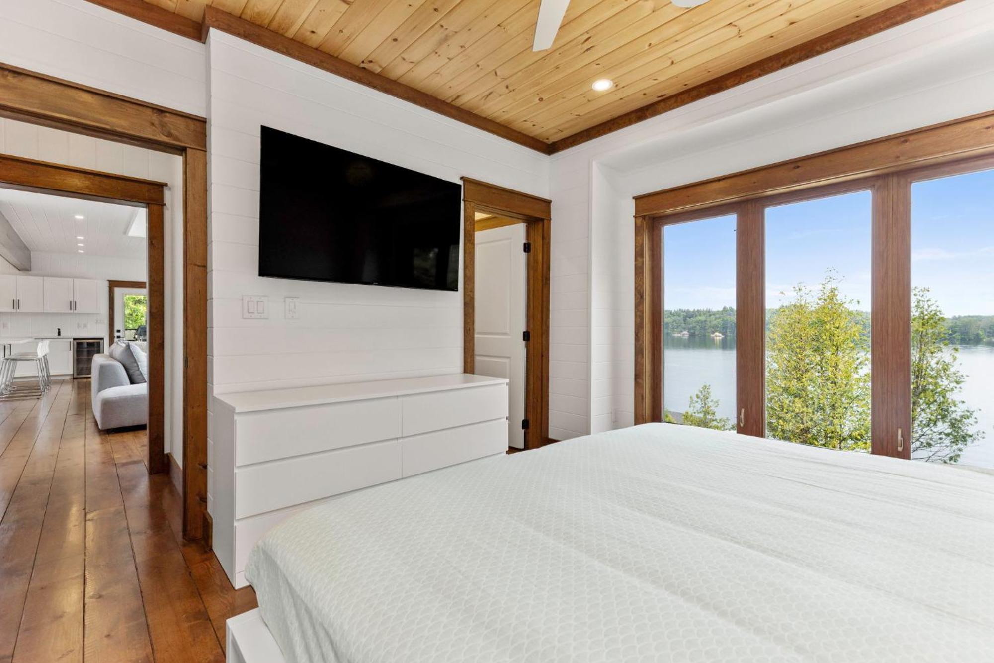 Tranquil Shores Mactier Exterior photo