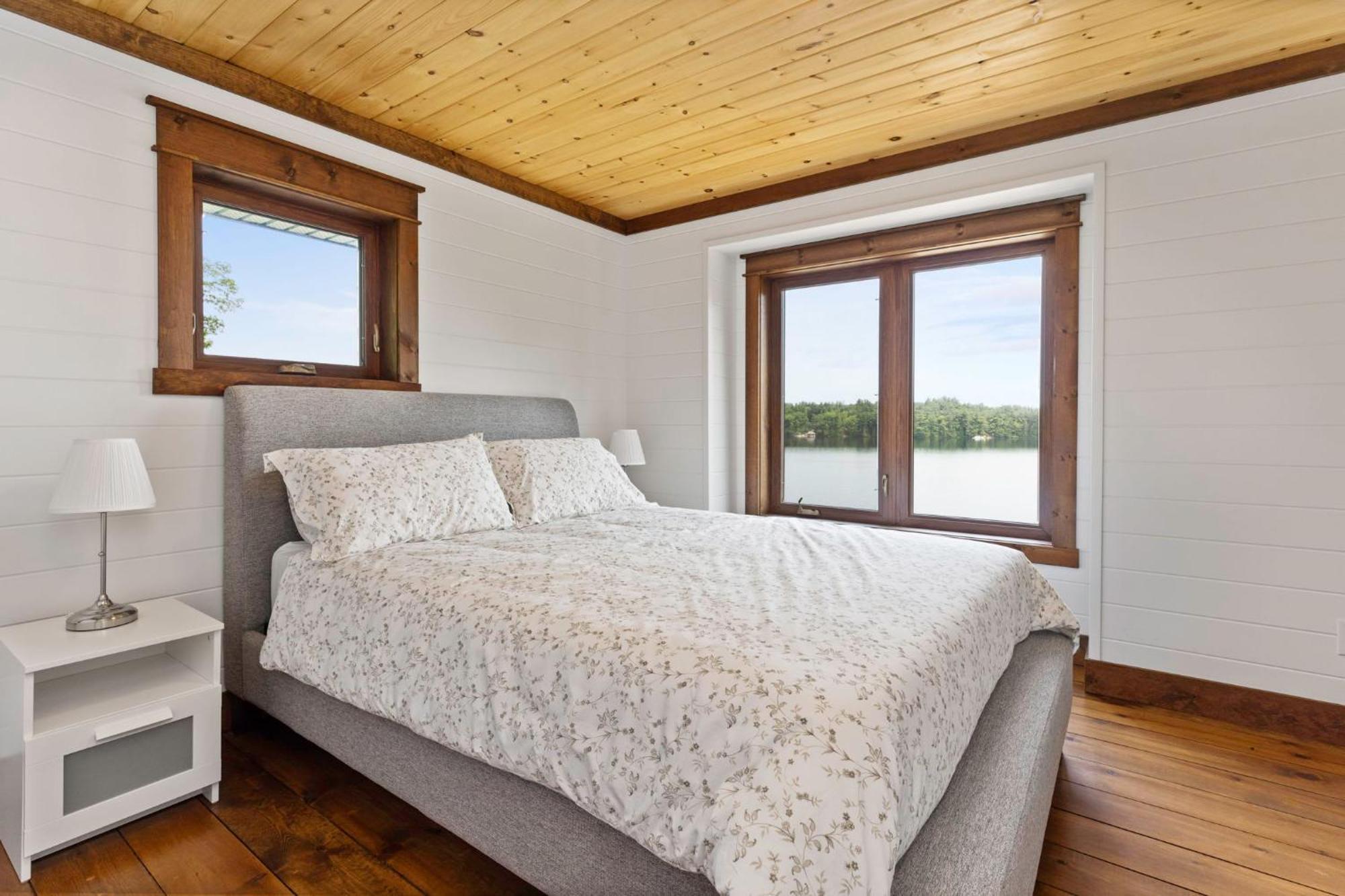 Tranquil Shores Mactier Exterior photo